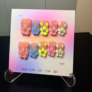 Floral 3D Press-On Nails Set - Pink, Blue, Yellow, White